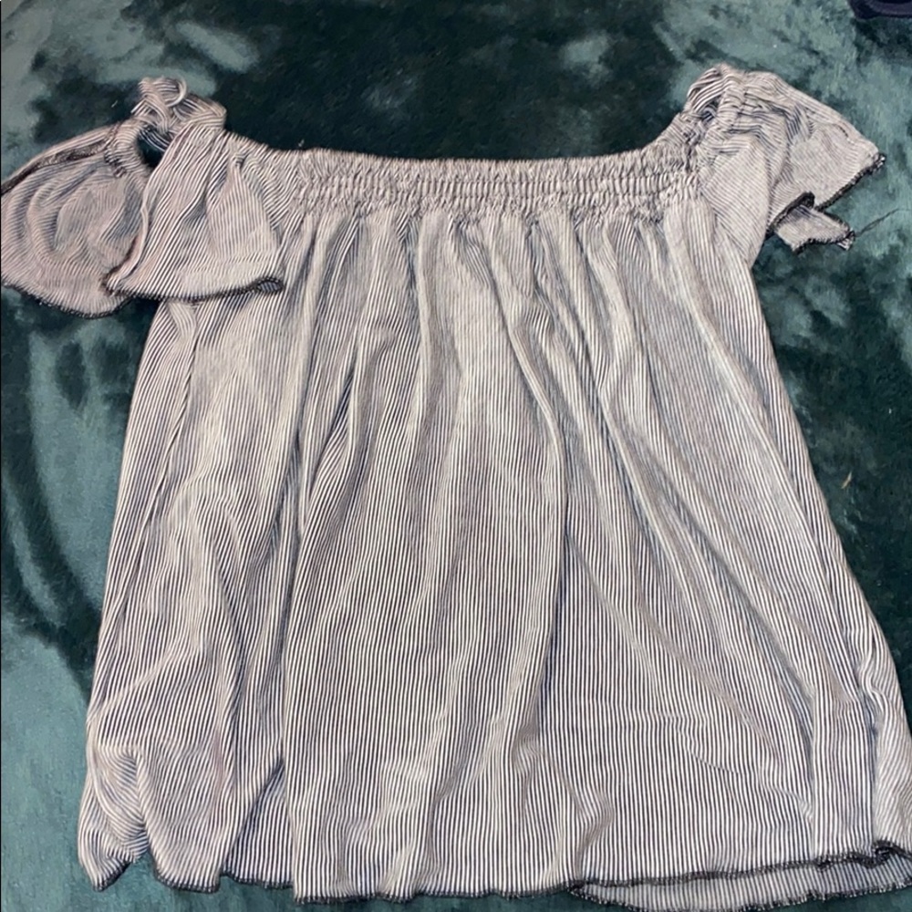 off the top tie on shoulder from american eagle